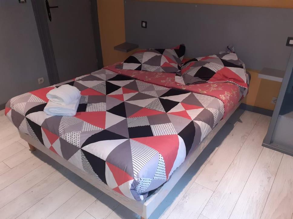 Le Fecamps Hotell Bolbec Eksteriør bilde