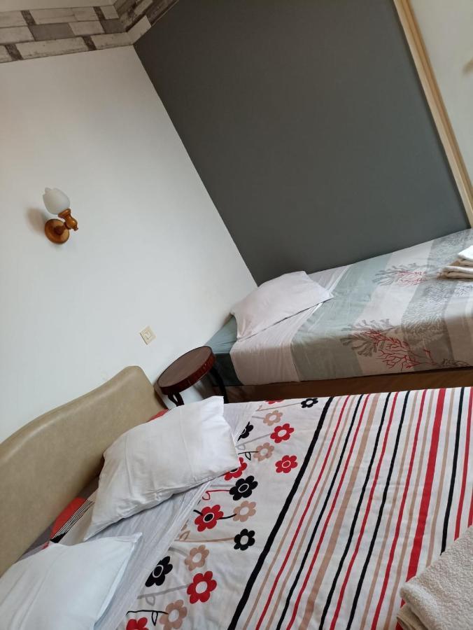 Le Fecamps Hotell Bolbec Eksteriør bilde